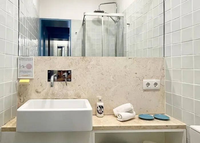 Surradores 33046 Al شقة