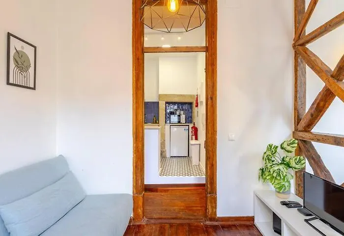 Surradores 33046 Al شقة